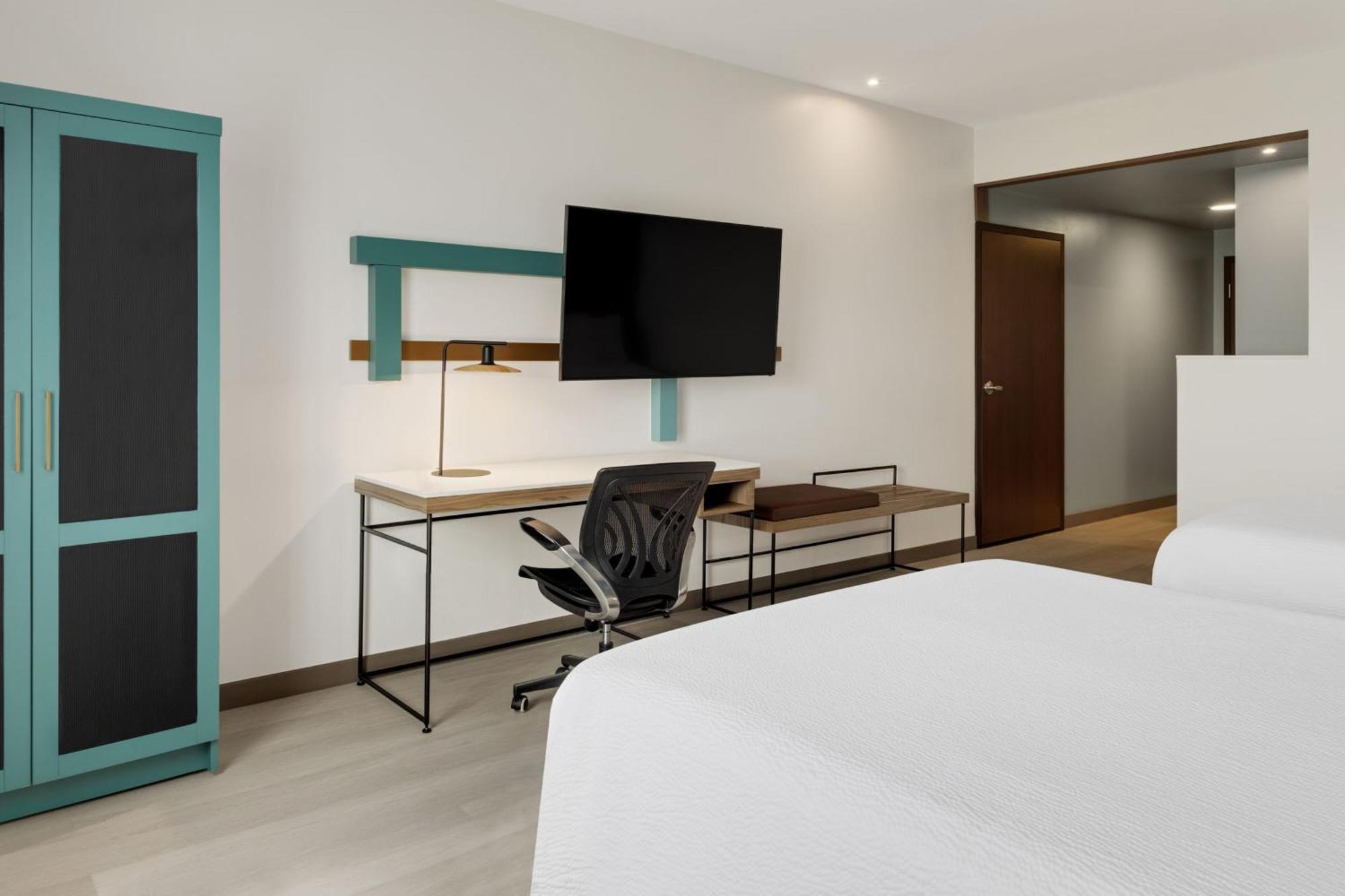 Courtyard By Marriott San Jose Airport