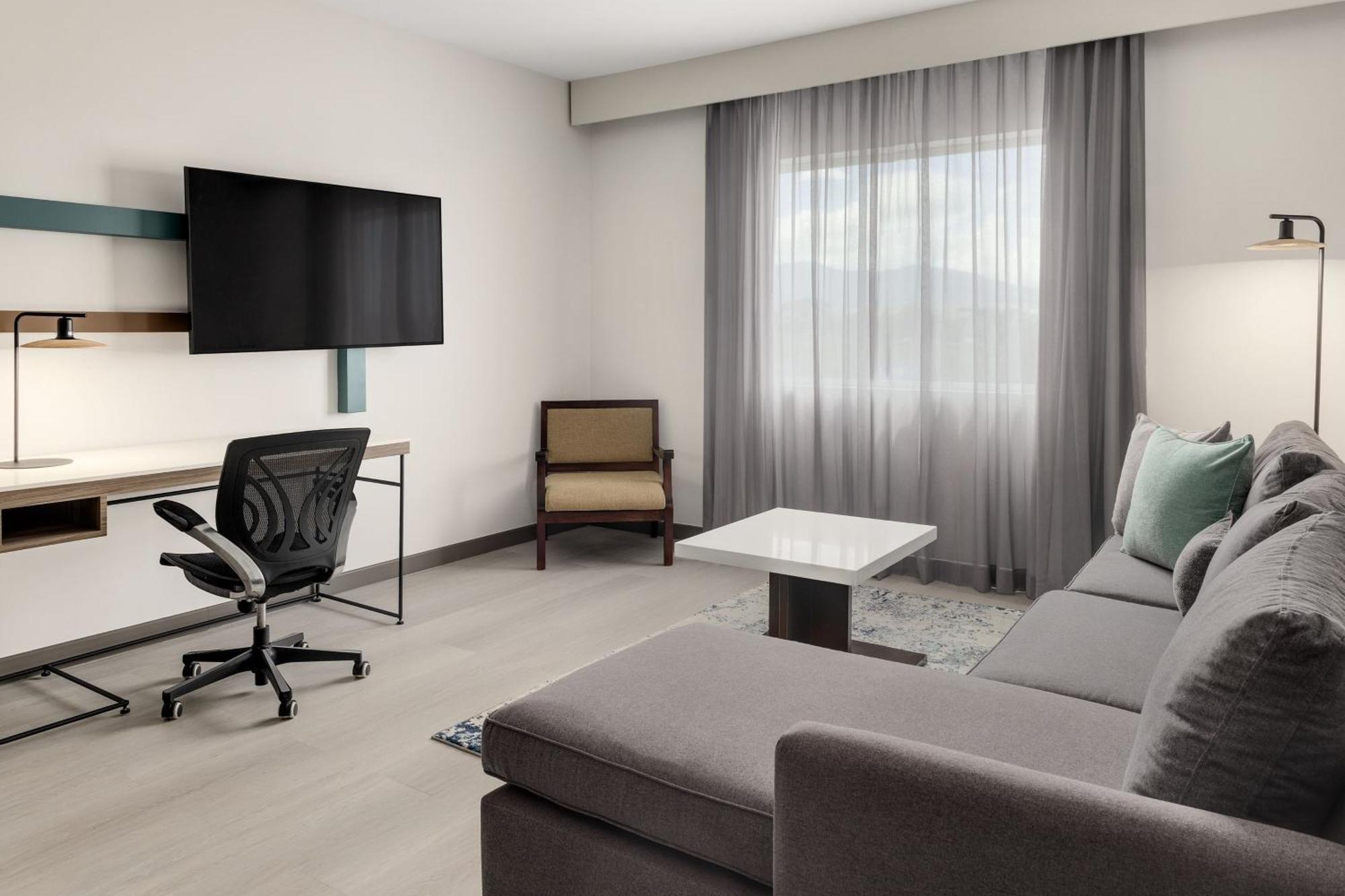 Courtyard By Marriott San Jose Airport Alajuela