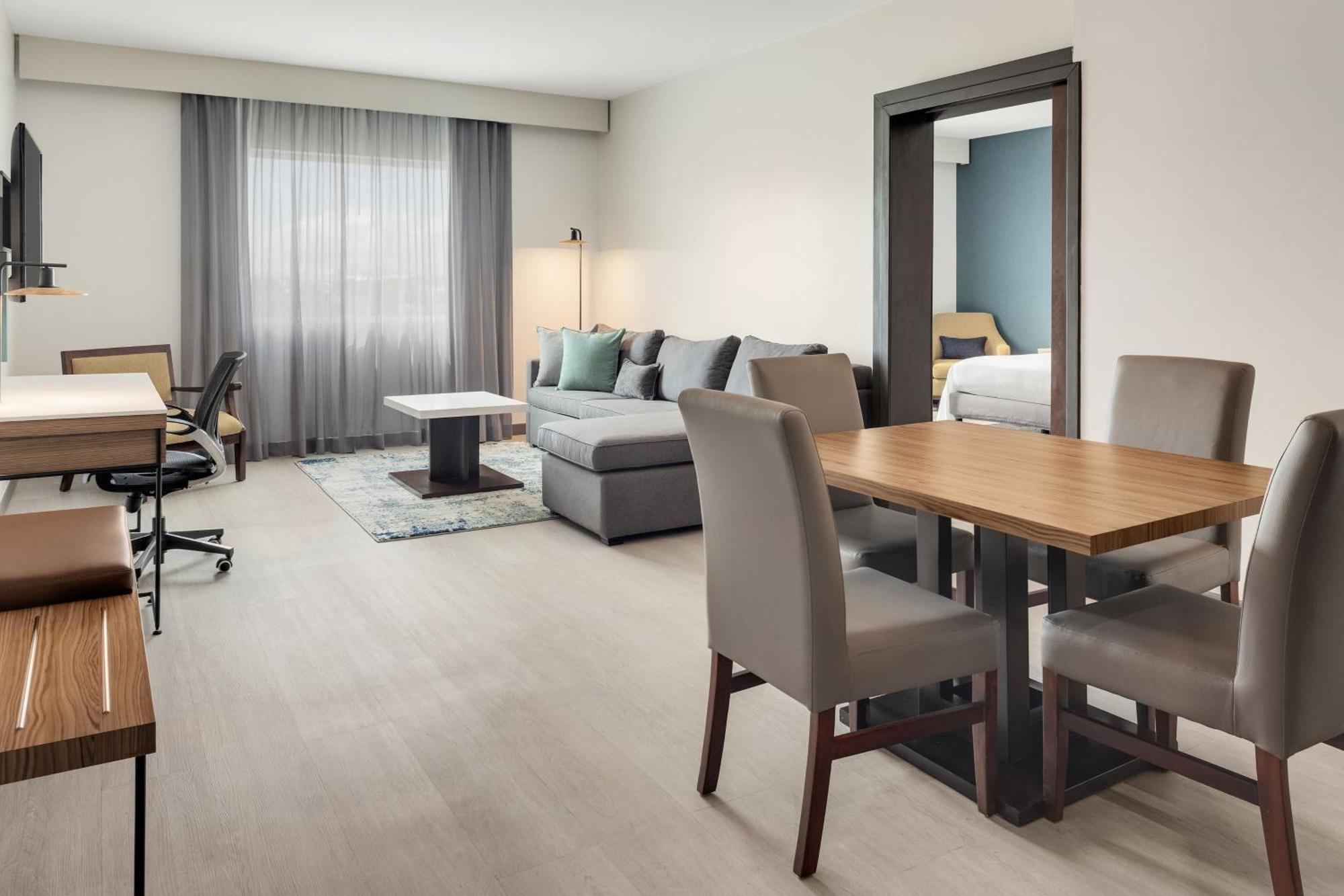 Courtyard By Marriott San Jose Airport Hotel Alajuela